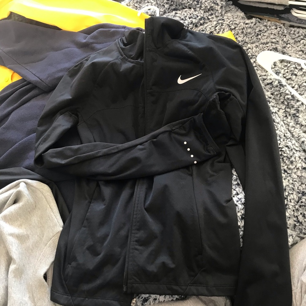 Nike Shield Running Jacket